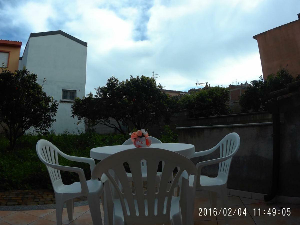 Nonna Defenza Apartment Teulada Luaran gambar